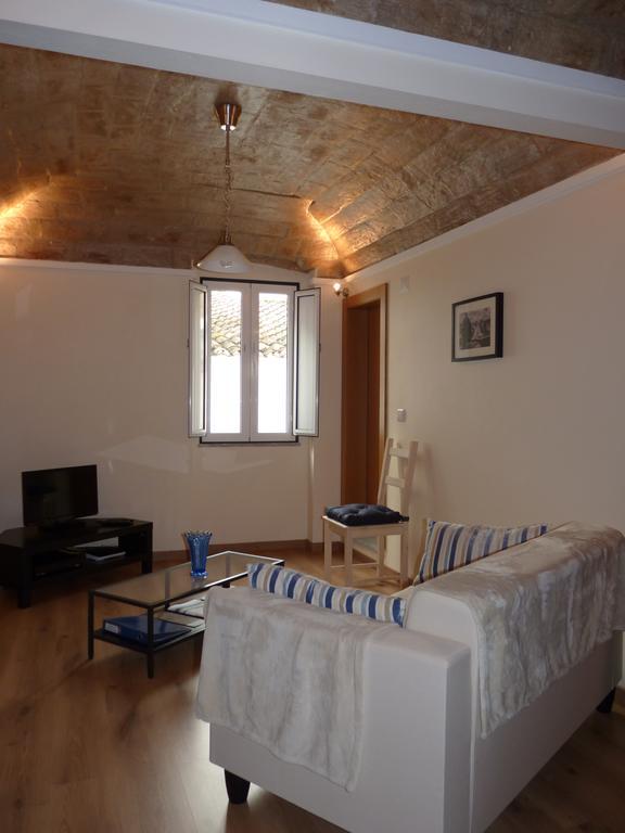 Pateo Dos Oliveira - Casa Dos Servicais Évora Dış mekan fotoğraf